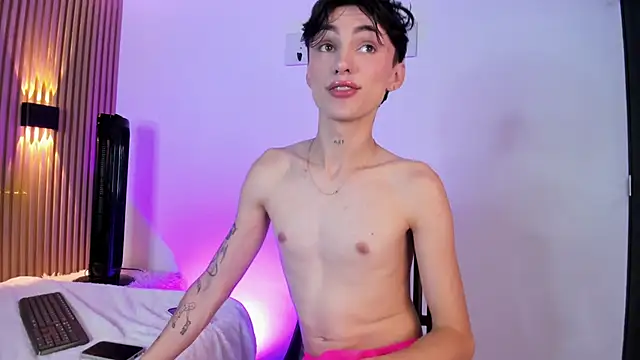 Show modela kitty__bunny na web-kameri