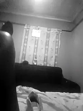 Show modela HornyAssbigdick na web-kameri