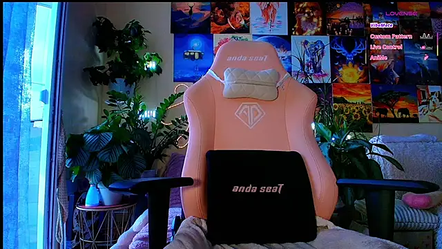 GoodWitch_'s Live XXX Chat