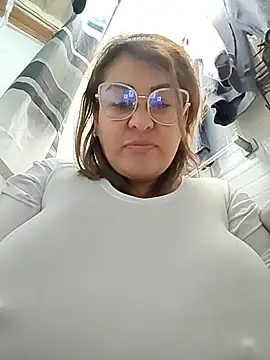 Онлайн чат XXX AlexxiaaMat