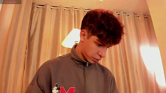 Ethan_qop 即時 XXX 聊天