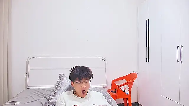 KK-cuteboy 现场XXX聊天