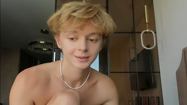 XXX chat uživo modela angelAndyy