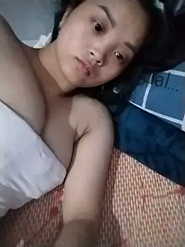 Traem-12's Live XXX Chat