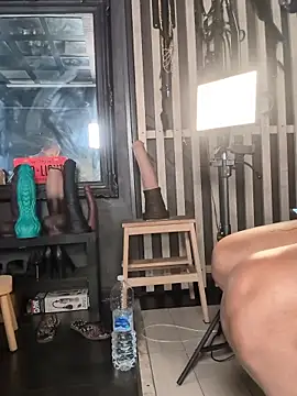 Chatroom XXX en direct de DarkDea