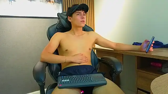 Esteban_Fire: απευθείας συνομιλία ΧΧΧ