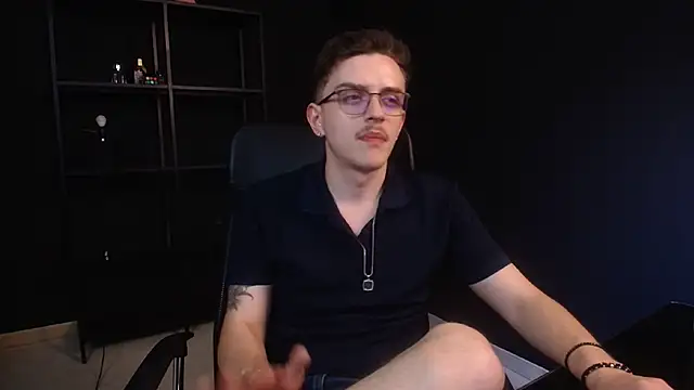 XXX chat uživo modela FelixStarkk