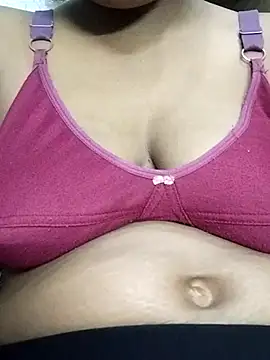 Laxmi_89's Live XXX Chat