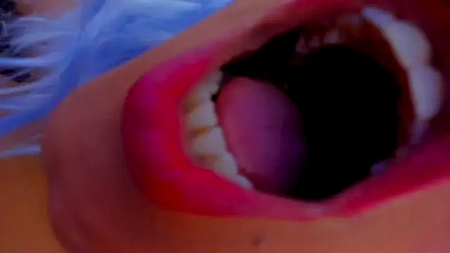 Dollperverthot Live XXX-Chat