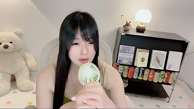 צ'אט XXX בשידור חי של Onechestnut
