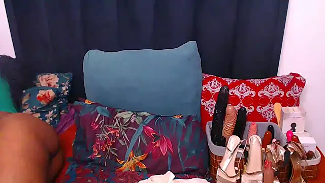 sexybootylicious' Live XXX Chat