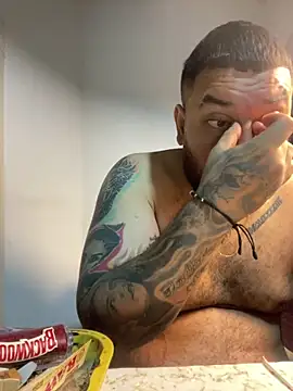 El_Titan1998's Live XXX Chat