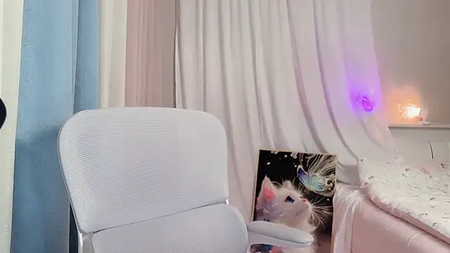 amy-6668's Live XXX Chat