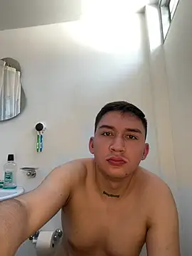 nico_2036 Chat XXX in diretta