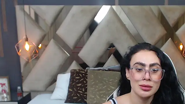 Chat +18 de MartinaaFit ao vivo