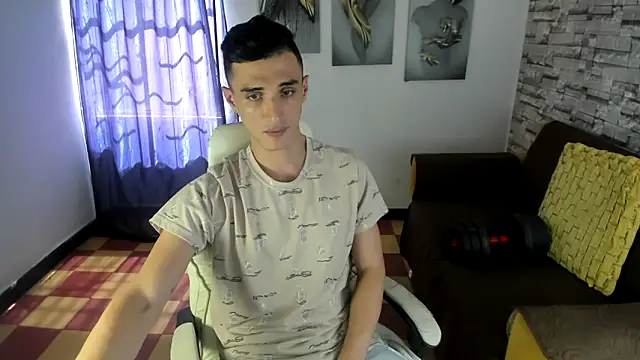 felipe_colinss 即時 XXX 聊天