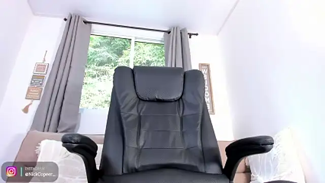 Živý XXX chat NickCopeer_