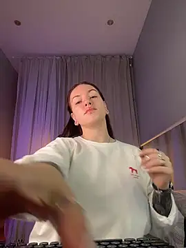 Tattitude_'s Live XXX Chat