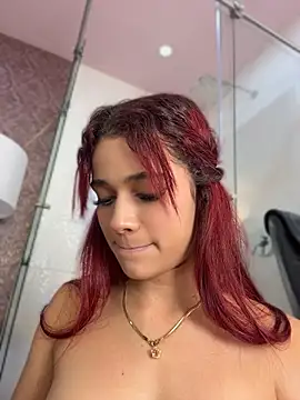amber_sparkle Adlı Modelin Canlı XXX Sohbeti