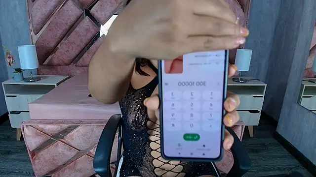 TamaraaHoney's Live XXX Chat