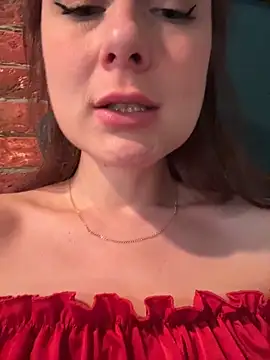 צ'אט XXX בשידור חי של Dina_Tease