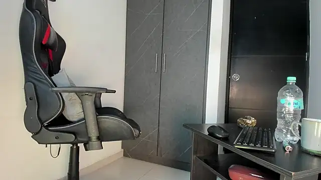 sergiio_mesa27 现场XXX聊天