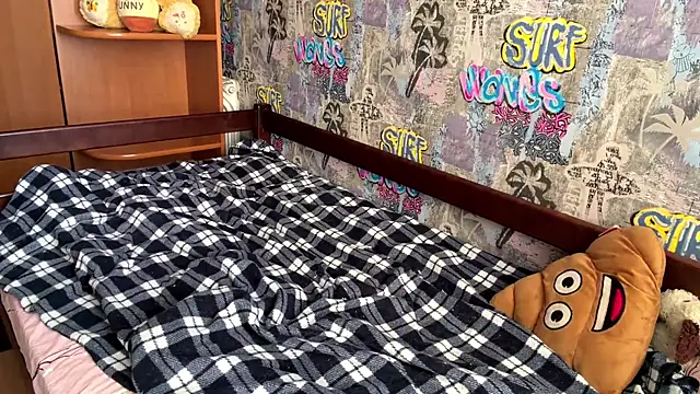 Chat +18 de HoneyKittyk ao vivo