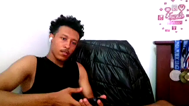Montygotabd's Live XXX Chat