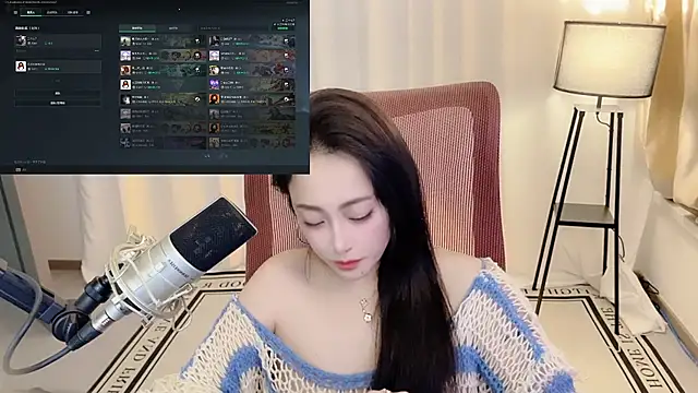 Daisy-77 élő XXX-chatje