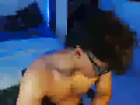 Mr_yisuzz 라이브 XXX 채팅