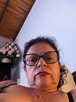 XXX chat uživo modela Sharongirl07
