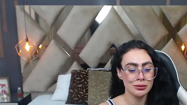 MartinaaFit XXX чат на живо