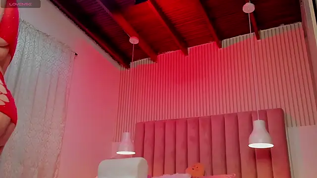 ScarlettDreamss7のライブXXXチャット