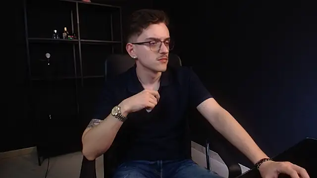 FelixStarkk's Live XXX Chat