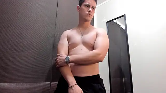 KendricTorres Live XXX-Chat