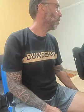 Živý XXX chat Tiojhonny