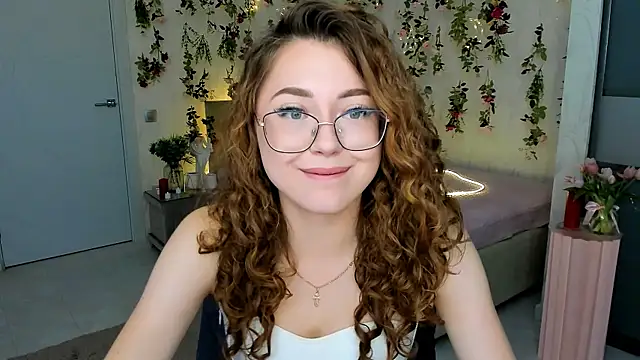 SereneFlame Adlı Modelin Canlı XXX Sohbeti