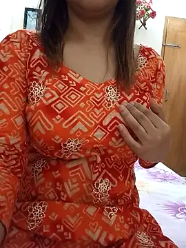 Tanha18 élő XXX-chatje