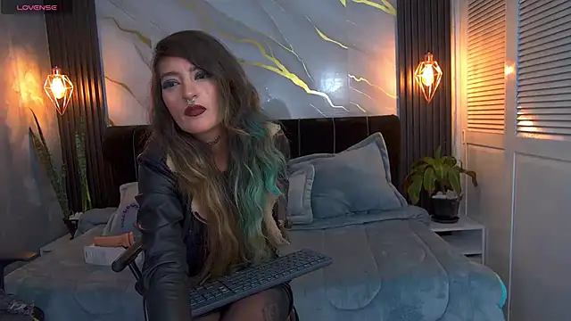 Dark_Dominika's Live XXX Chat