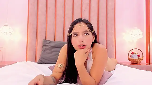 Zoe_Monrow's Live XXX Chat