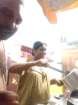 Priyasexcpl's Live XXX Chat