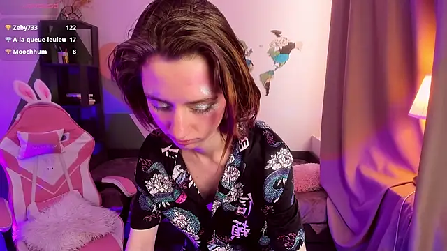Pretty_Victoria Chat XXX in diretta