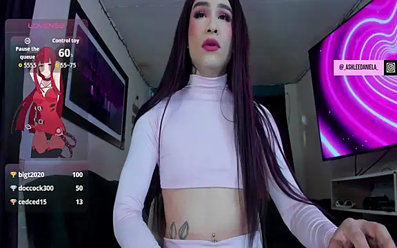 body_fox19's Live XXX Chat