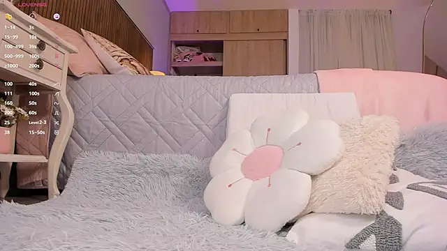 tatikiss_ Chat XXX in diretta