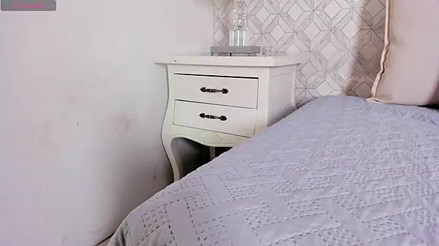 CannelaSmith Adlı Modelin Canlı XXX Sohbeti
