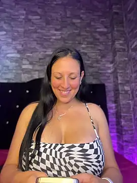 Chat +18 de Cloe-Fire ao vivo
