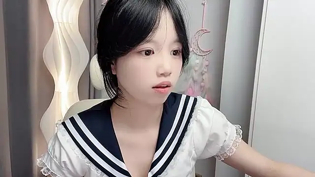 Yanys521 Live XXX-Chat