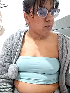 ZaidaWet's Live XXX Chat