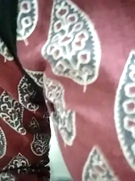 Živý XXX chat Laxmi_89