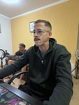 Chat +18 de MeladoDiMel ao vivo